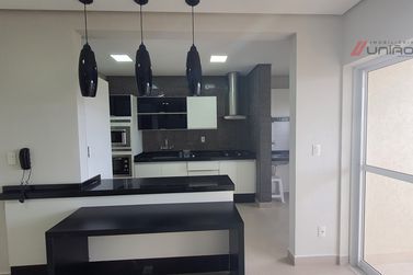 Apartamento &agrave; venda - 86m&sup2; - Zona I-a