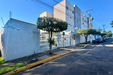Apartamento para alugar - 52m&sup2; - Alto da Paran&aacute;