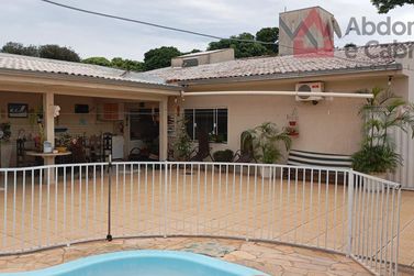 Casa &agrave; venda - 250m&sup2; - Zona III