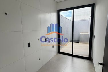 Casa &agrave; venda - 206m&sup2; - PARQUE RESIDENCIAL INTERLAGOS II