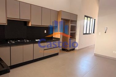 Casa para alugar - 110m&sup2; - JARDIM ITAPU&Atilde;