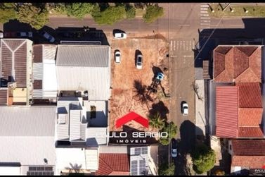 Terreno &agrave; venda - 450m&sup2; - Jardim Igua&ccedil;u