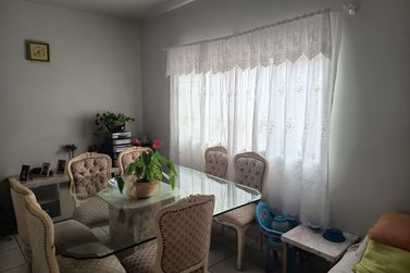 Casa &agrave; venda - 164m&sup2; - Zona IV