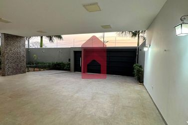 Casa para alugar - 380m&sup2; - Jardim Imigrantes II