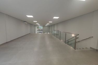 Sal&atilde;o Comercial para alugar - Zona I