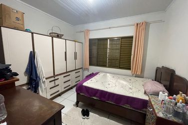 Casa &agrave; venda - 177m&sup2; - JARDIM PETROPOLIS