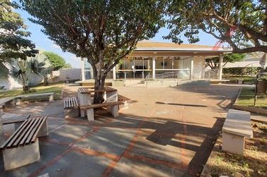 Apartamento &agrave; venda - 51m&sup2; - Zona II