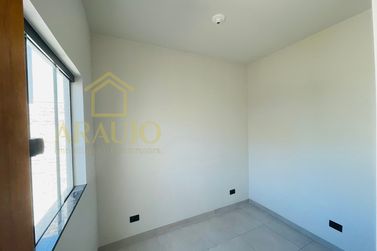 Casa &agrave; venda - 62m&sup2; - Jardim Sakai