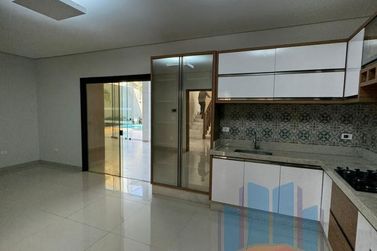 Casa &agrave; venda - 380m&sup2; - Jardim Imigrantes II