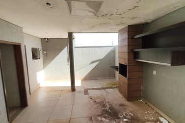 Sobrado &agrave; venda - 233m&sup2; - Parque Laguna