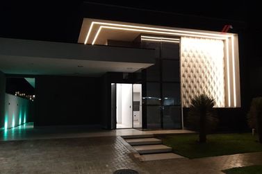 Casa &agrave; venda - 168m&sup2; - Paysage Essenza Condom&iacute;nio