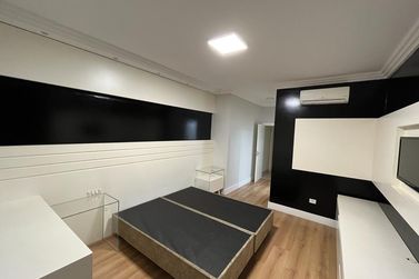 Casa &agrave; venda - 218m&sup2; - Portal das &Aacute;guas