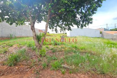 Terreno &agrave; venda - 182m&sup2; - JARDIM DAS ACACIAS