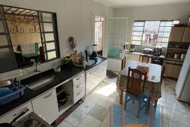 Casa &agrave; venda - 70m&sup2; - Parque 1&ordm; de Maio