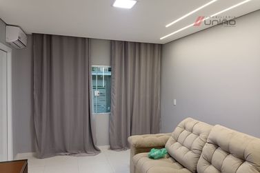 Casa &agrave; venda - 192m&sup2; - Zona VII