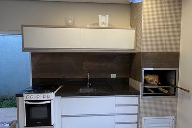 Casa &agrave; venda - 419m&sup2; - Jd Veleiros
