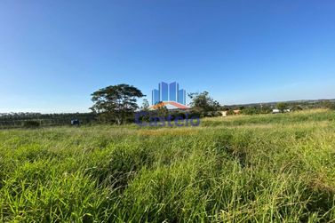 Ch&aacute;cara &agrave; venda - 4m&sup2; - Lovat