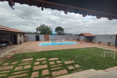 Ch&aacute;cara &agrave; venda - Zona I-A
