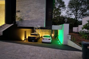 Casa &agrave; venda - 273m&sup2; - Condom&iacute;nio Royal Garden