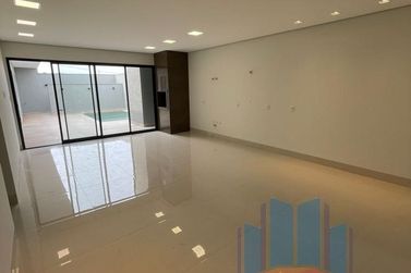 Casa &agrave; venda - 187m&sup2; - PARQUE RESIDENCIAL INTERLAGOS II