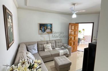 Casa &agrave; venda - 225m&sup2; - Jardim Para&iacute;so
