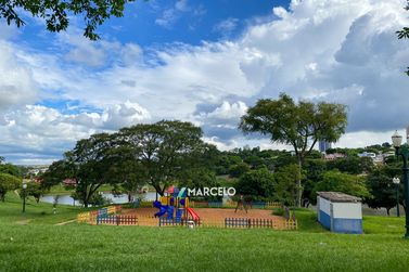 Sobrado &agrave; venda - 260m&sup2; - Jardim Alphavile