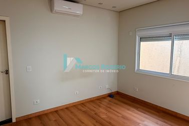 Casa &agrave; venda - 270m&sup2; - Jardim Lisboa