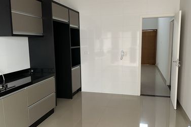 Casa &agrave; venda - 150m&sup2; - Jardim Lisboa