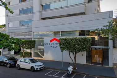 Sala Comercial &agrave; venda - 241m&sup2; - Zona I