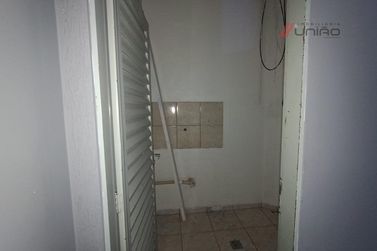 Sal&atilde;o Comercial para alugar - 880m&sup2; - Zona III