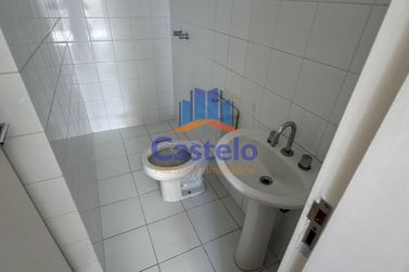 Apartamento para alugar - 176m&sup2; - ZONA I