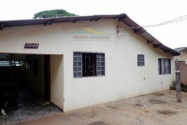 Casa &agrave; venda - 90m&sup2; - CONJUNTO RESIDENCIAL C&Oacute;RREGO LONGE