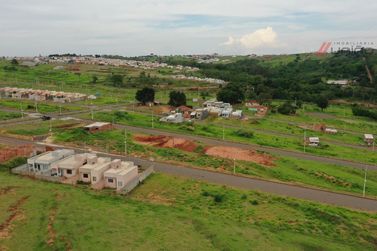 Terreno &agrave; venda - 147m&sup2; - Parque Residencial Italia III