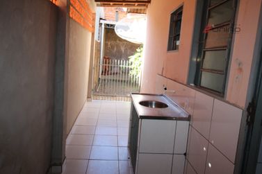 Casa &agrave; venda - 50m&sup2; - Jardim Verde Vale