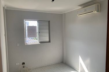 Apartamento para alugar - 49m&sup2; - ZONA III