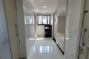 Apartamento &agrave; venda - 269m&sup2; - Zona III