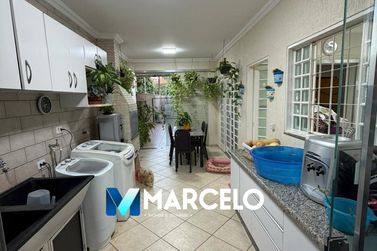 Casa &agrave; venda - 177m&sup2; - Zona I-A