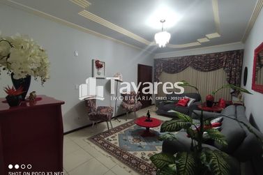 Casa &agrave; venda - 300m&sup2; - Zona II