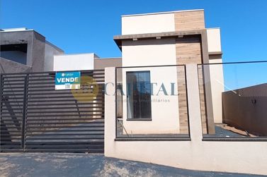 Casa &agrave; venda - 60m&sup2; - Cristo Rei