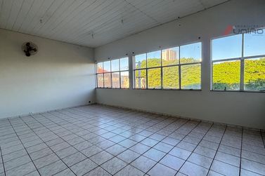 Sal&atilde;o Comercial para alugar - Zona III