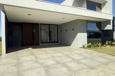 Casa &agrave; venda - 163m&sup2; - Paysage Unique Condom&iacute;nio