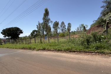 Terreno &agrave; venda - 5000m&sup2; - Estrada Canelinha