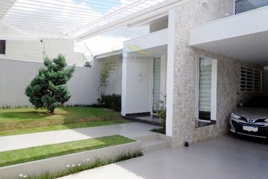 Casa &agrave; venda - 268m&sup2; - JARDIM FLAMBOYANT