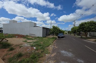 Terreno &agrave; venda - 126m&sup2; - PARQUE EST&Acirc;NCIA ll