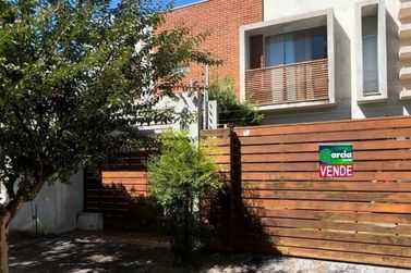 Casa &agrave; venda - 402m&sup2; - Zona I