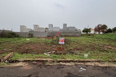 Terreno &agrave; venda - 200m&sup2; - Parque Residencial Belo Horizonte