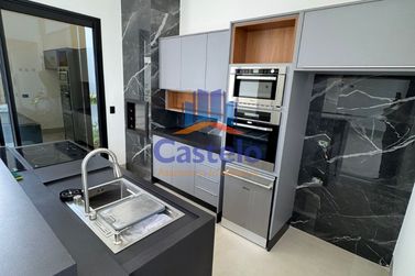 Casa &agrave; venda - 250m&sup2; - Condom&iacute;nio Mont Blanc