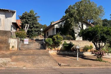 Casa &agrave; venda - 75m&sup2; - ZONA IV