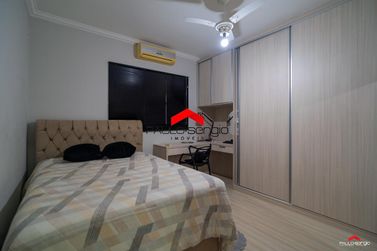 Casa &agrave; venda - 220m&sup2; - Parque  Bandeirantes