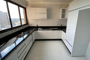 Apartamento &agrave; venda - 150m&sup2; - Edificio Ana Terra